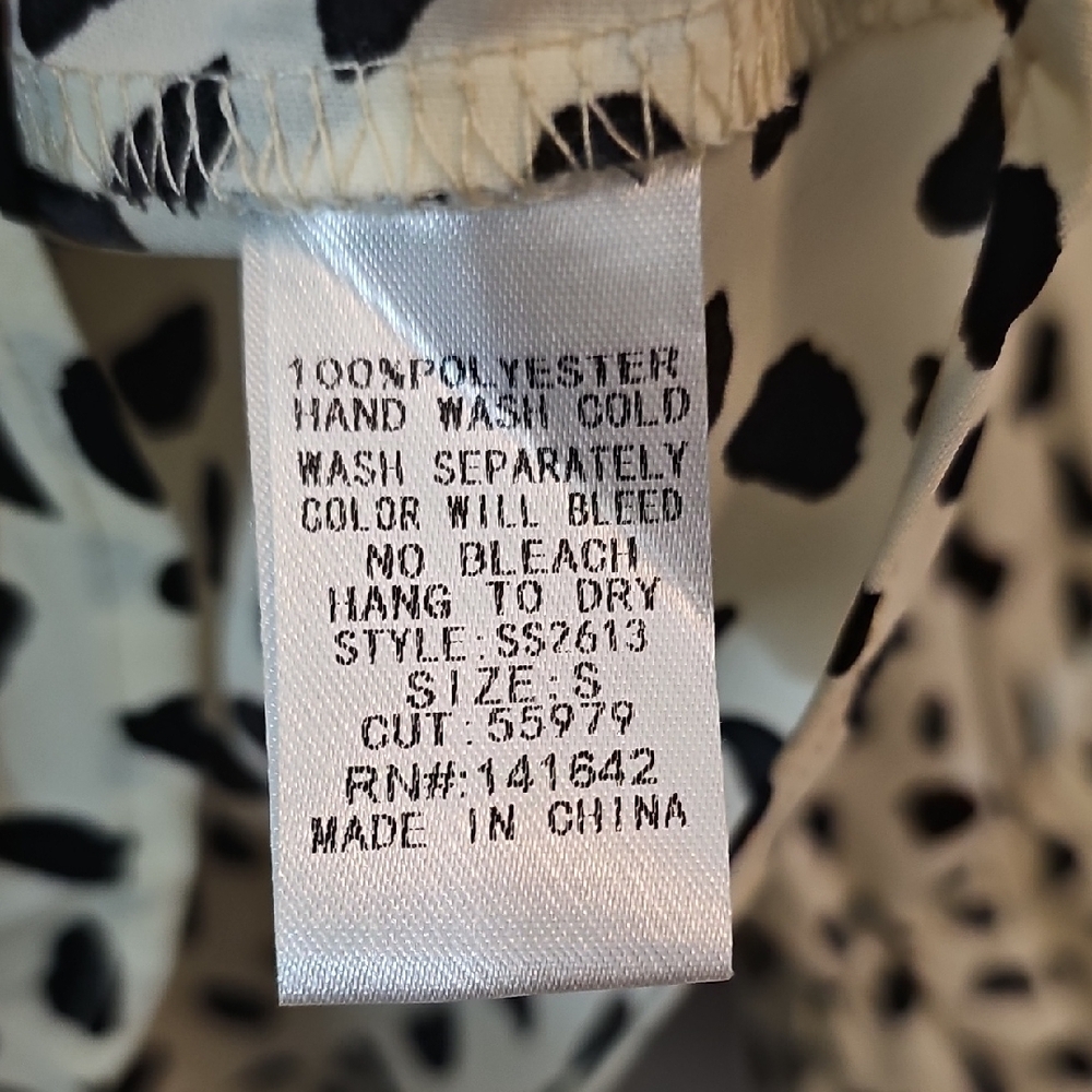She + Sky Cream and Black Patterned Long Sleeve Blouse, Womens Small - Picture 5 of 10